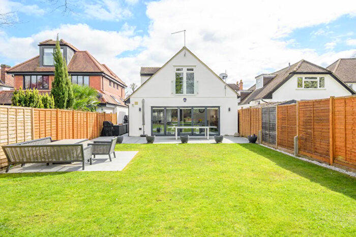 4 Bedroom Detached House For Sale In Burwood Park Road, Walton-on-Thames, KT12