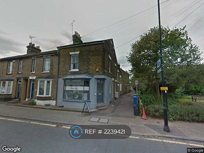 1 Bedroom Flat To Rent In Stone Street, Faversham, ME13
