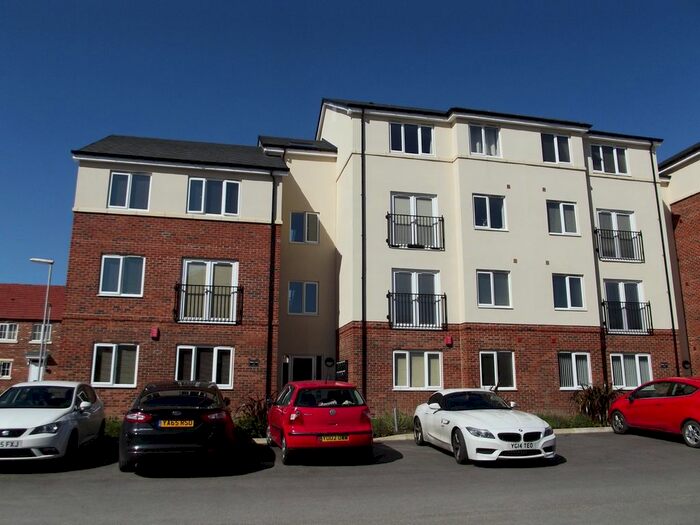 2 Bedroom Flat To Rent In Maple Court, Seacroft, Leeds, LS14