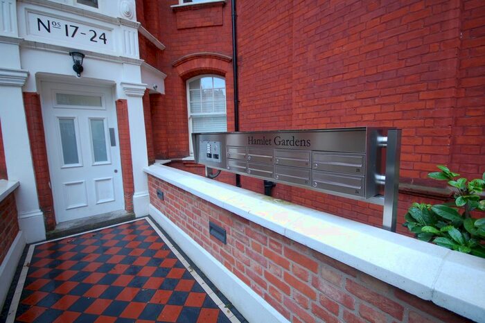 3 Bedroom Flat To Rent In Hamlet Gardens, Hammersmith, W6