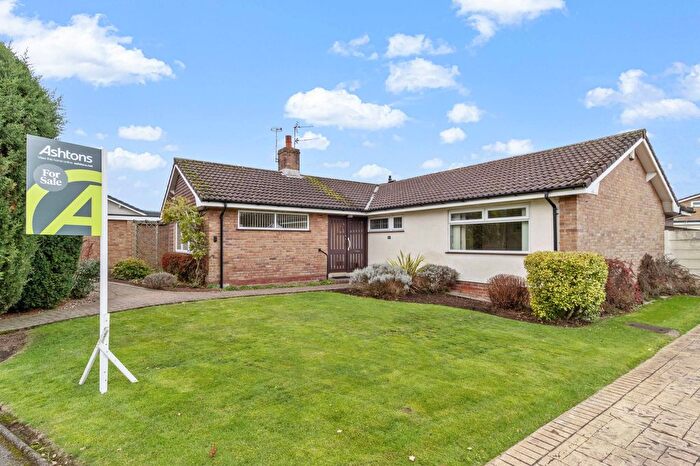 3 Bedroom Detached Bungalow For Sale In Pewterspear Lane, Appleton, WA4
