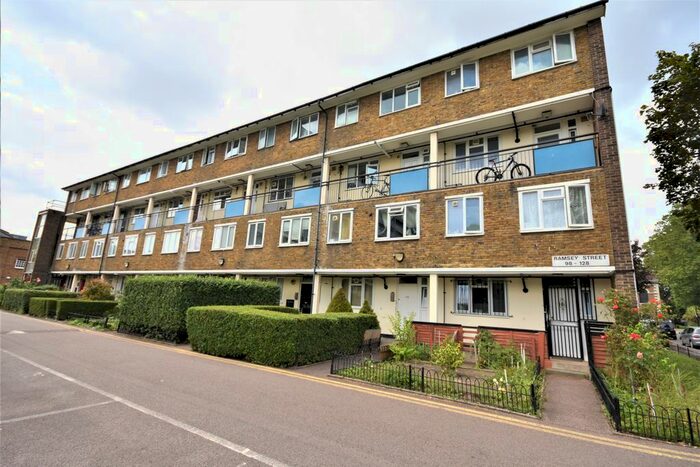 3 Bedroom Maisonette To Rent In Ramsey Street, London, E2