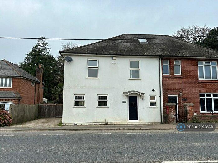 4 Bedroom Semi-Detached House To Rent In Sutton Road, Langley, Maidstone, ME17