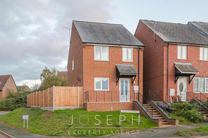 2 Bedroom Property To Rent In Verneuil Avenue, Stowmarket, IP14