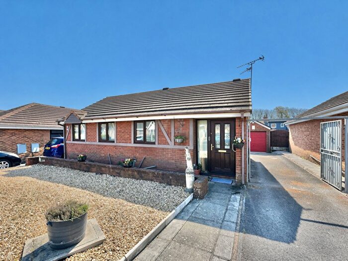 2 Bedroom Bungalow For Sale In Geldof Drive, North Shore, FY1