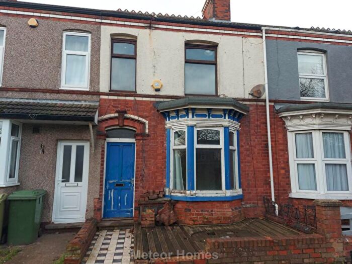3 Bedroom Terraced House For Sale In Highfield Avenue, Grimsby, DN32
