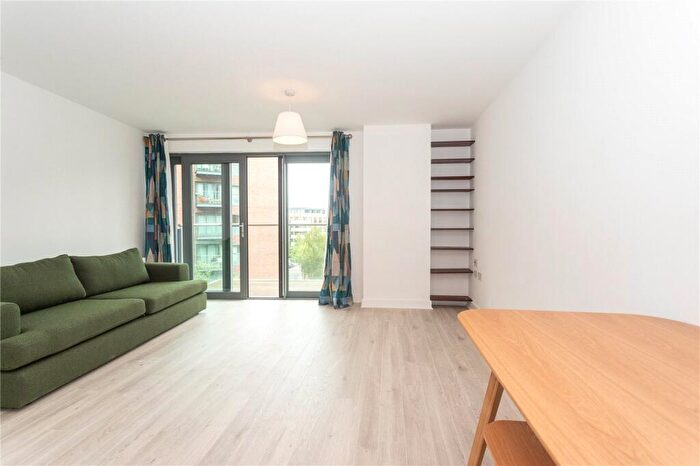 1 Bedroom Apartment To Rent In Surrey Quays Road, Canada Water, London, SE16
