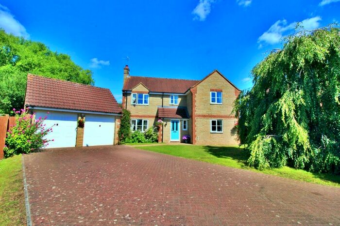 5 Bedroom Detached House For Sale In The Laurels, Beanacre, Melksham, Wiltshire, SN12
