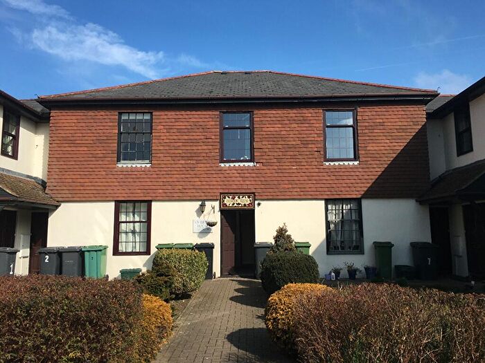 1 Bedroom Flat To Rent In London Road, Overton, RG25