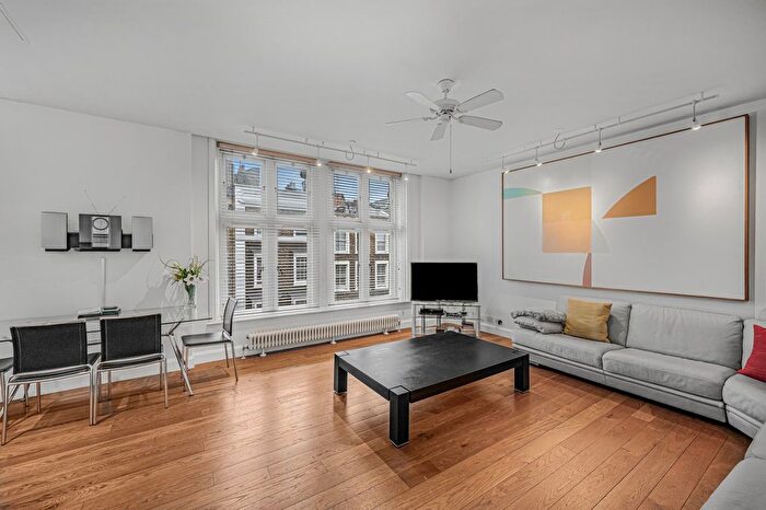 2 Bedroom Flat To Rent In Wellington Street, Aldwych, WC2E