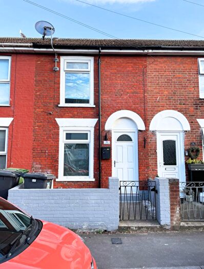 Terraced House To Rent In Lower Cliff Road, Gorleston, NR31