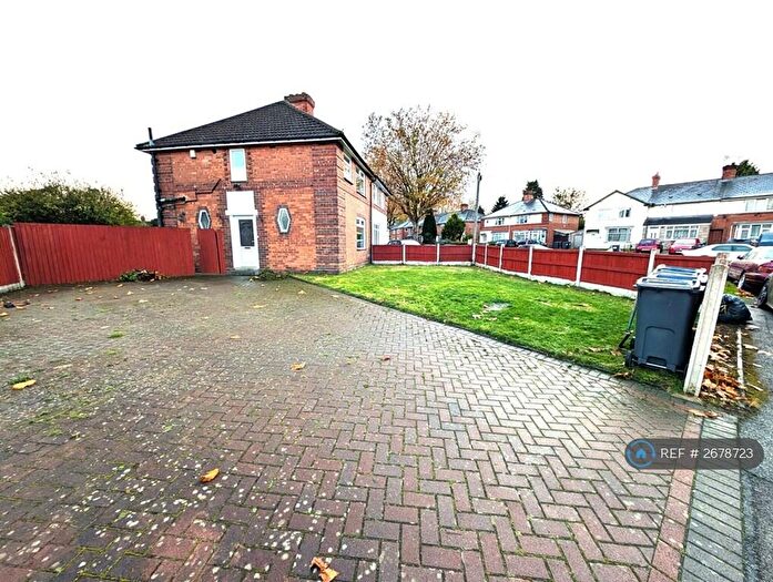 3 Bedroom Semi Detached House To Rent In Mapleton Grove, Birmingham, B28