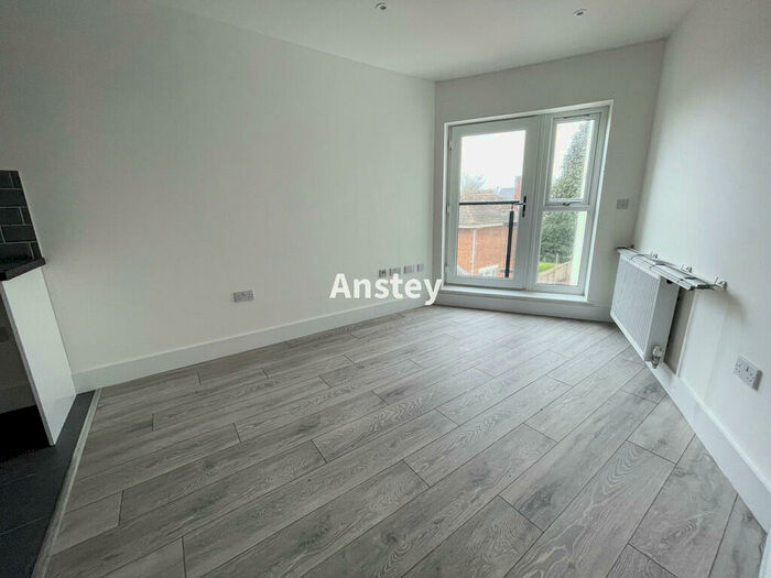2 Bedroom Flat To Rent In Portswood Road, Southampton, SO17