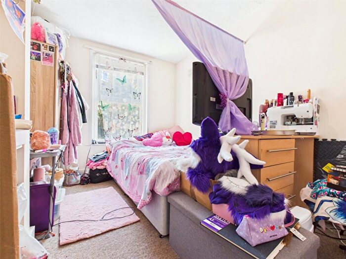 1 Bedroom Terraced House To Rent In Osborne Road, Brighton, BN1