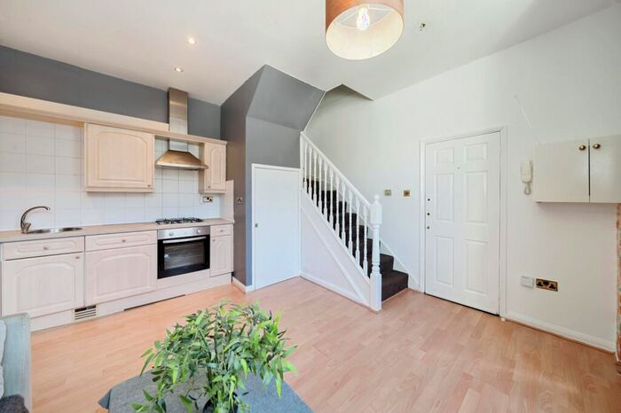 1 Bedroom Flat To Rent In Mason Street London, SE17