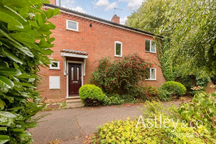 3 Bedroom Semi-detached House For Sale In Church Street, Old Catton, Norwich, NR6