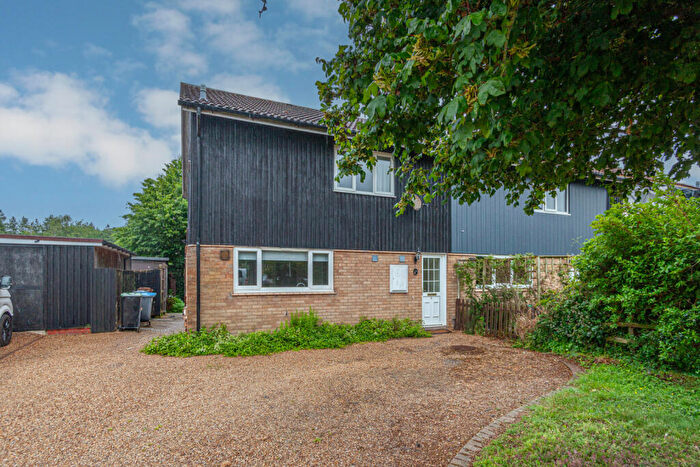 3 Bedroom Semi Detached House To Rent In Rendlesham, IP12