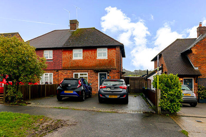 2 Bedroom Semi-Detached House For Sale In Ockleys Mead, Godstone, RH9