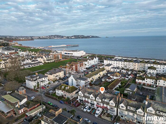 8 Bedroom Terraced House For Sale In Queens Road, Paignton, TQ4