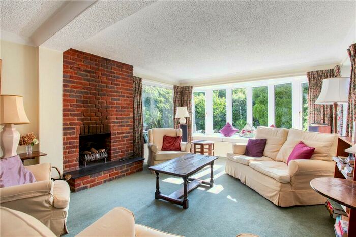 5 Bedroom Detached House For Sale In Brownfield Way, Gustard Wood, Wheathampstead, Hertfordshire, AL4