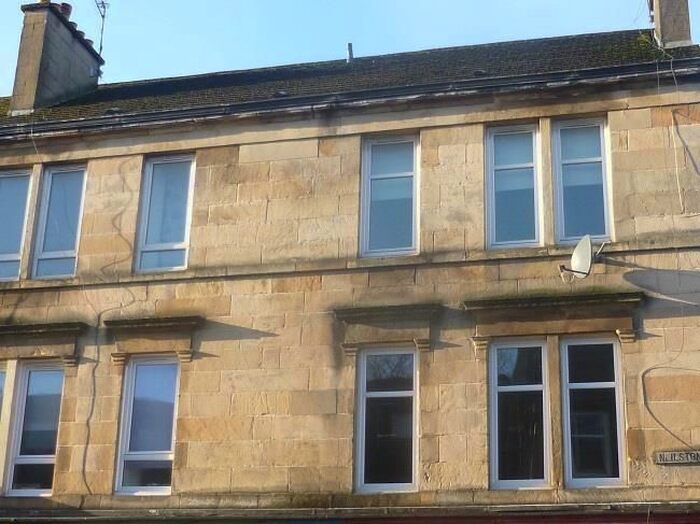 2 Bedroom Flat To Rent In Neilston Road, Paisley, PA2
