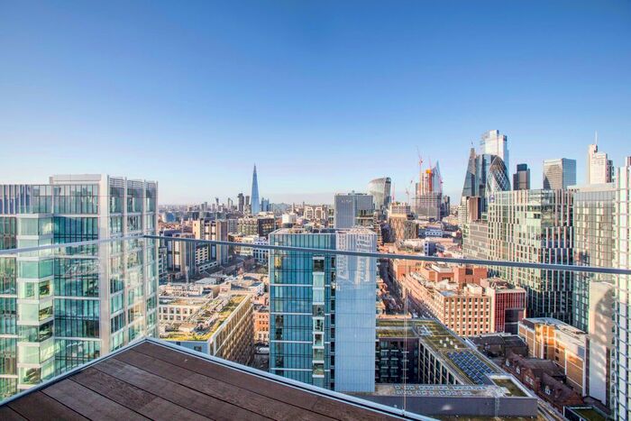 1 Bedroom Flat To Rent In Chaucer Gardens, London, E1
