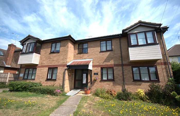 1 Bedroom Flat To Rent In Leighwood Court, Leighwood Avenue, Leigh-on-Sea, SS9