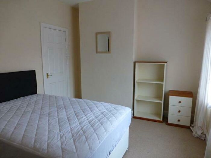 3 Bedroom Terraced House For Sale In Grosvenor Road, Birmingham, B20