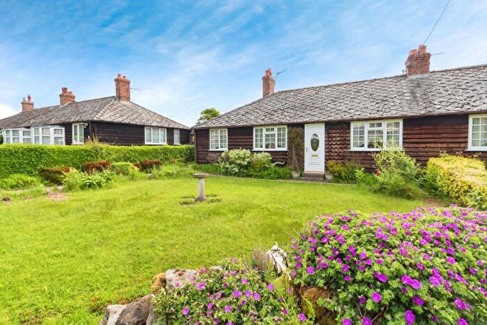 3 Bedroom Bungalow For Sale In The Bungalows, Stafford, Staffordshire, ST20