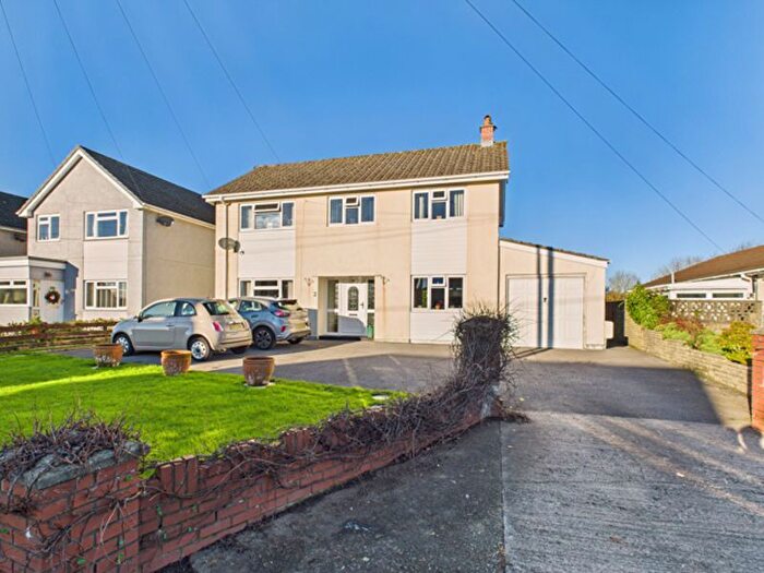 4 Bedroom Detached House For Sale In Abergwili Road, Carmarthen, SA31