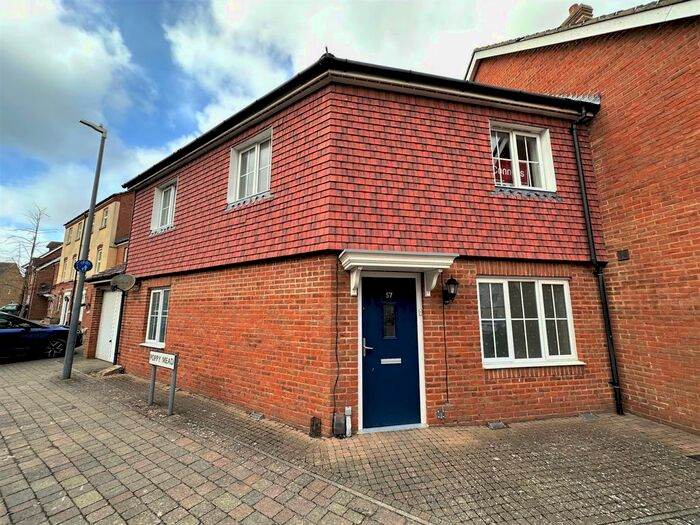 3 Bedroom Property To Rent In Poppy Mead, Kingsnorth, Ashford, TN23