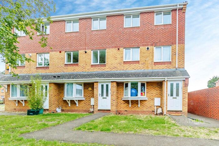 2 Bedroom Flat To Rent In Franklin Way, Croydon, CR0