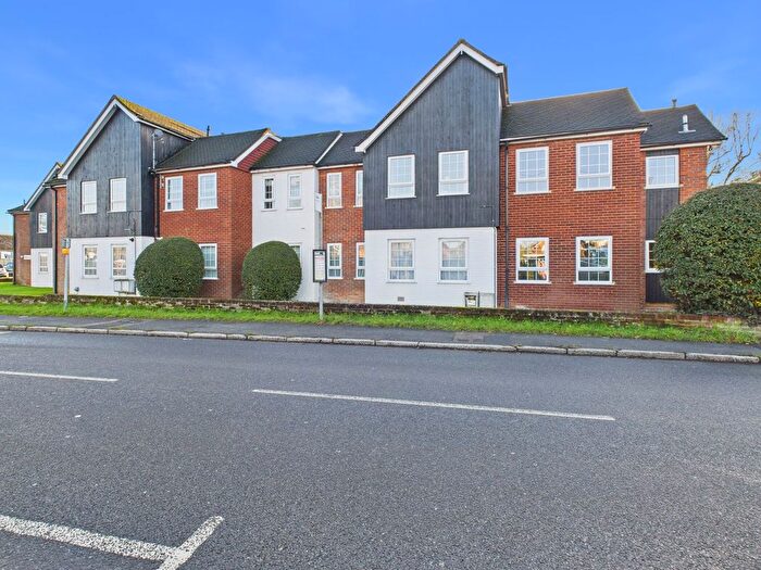 1 Bedroom Flat For Sale In Home Farm Court, Narcot Lane, Chalfont St. Giles, HP8