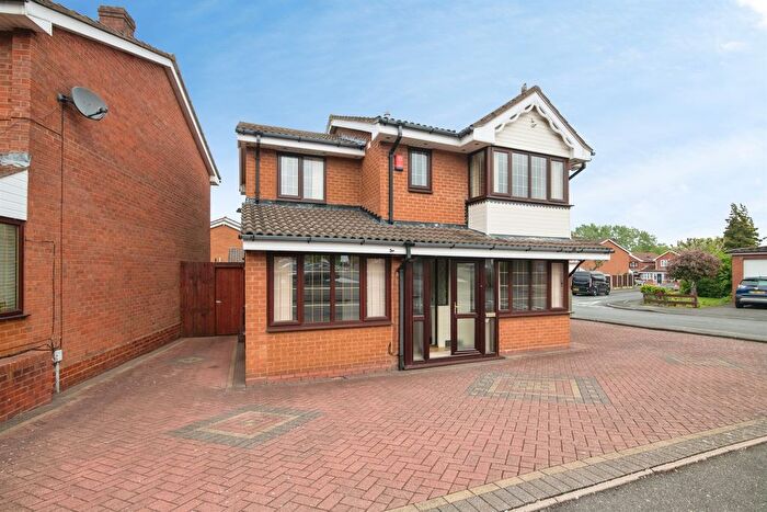 4 Bedroom Detached House For Sale In Sorrel Close, Tividale, Oldbury, B69