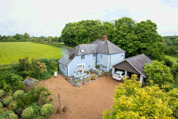 4 Bedroom Cottage For Sale In Stowting Common, Ashford, TN25