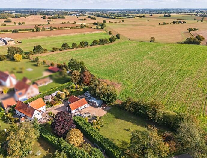 5 Bedroom Detached House For Sale In Tanns Lane, North Lopham, IP22