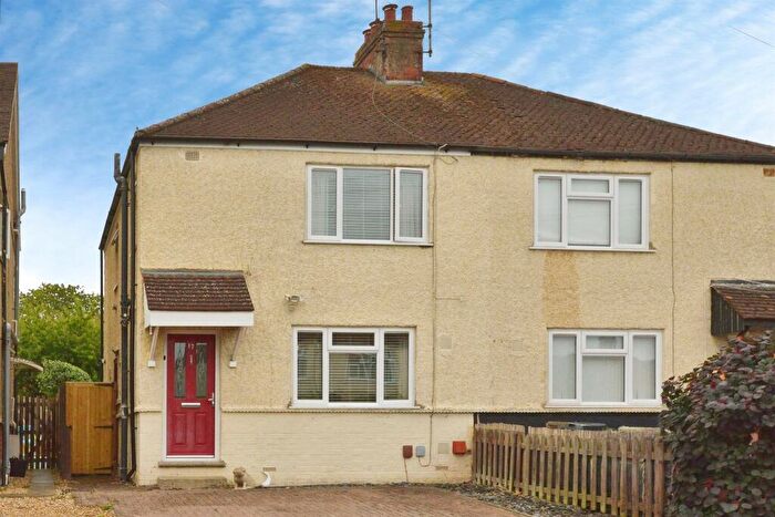 3 Bedroom Semi-Detached House For Sale In Ancell Road, Stony Stratford, Milton Keynes, MK11