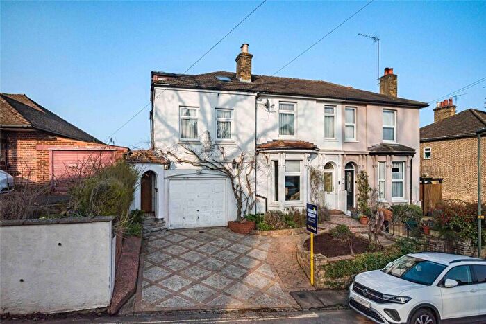 5 Bedroom Semi Detached House For Sale In Broomhill Road, Orpington, Kent, BR6