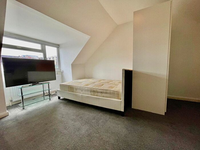 1 Bedroom Studio To Rent In Canterbury Road, Watford, WD17