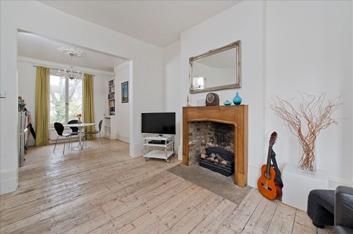 4 Bedroom Terraced House To Rent In Bassein Park Road, London, W12