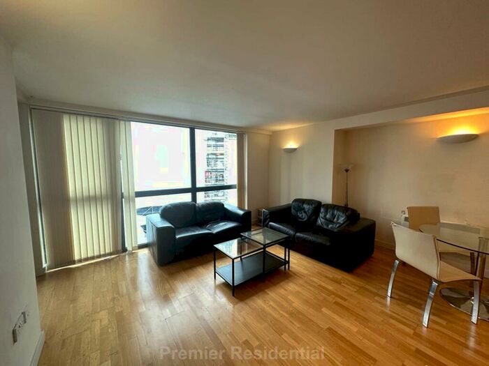 2 Bedroom Apartment To Rent In City Road East, Manchester, M15