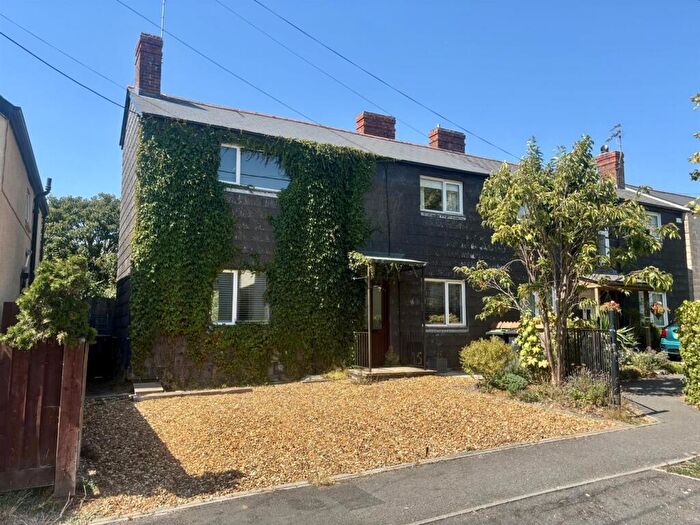 3 Bedroom Semi-Detached House For Sale In Old Boundary Road, Shaftesbury, SP7