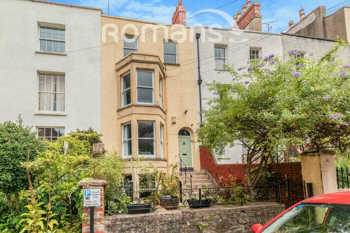 1 Bedroom Apartment To Rent In Canynge Road, BS8