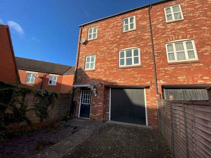 4 Bedroom Property To Rent In Perfect For Sharers - Star Avenue, Bristol, BS34