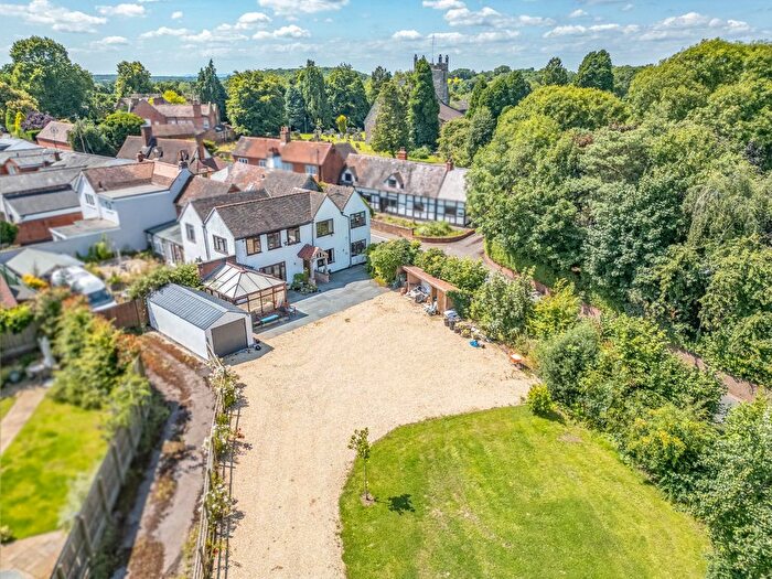 4 Bedroom Semi-Detached House For Sale In Astwood Lane, Feckenham, B96