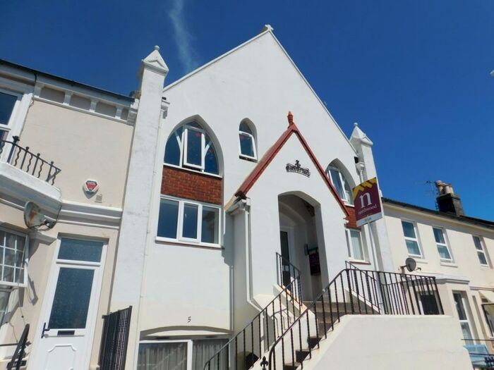 1 Bedroom Flat To Rent In Beamsley Road, Eastbourne, BN22