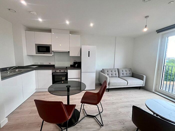 1 Bedroom Flat To Rent In Griffiths Close, Balsall Heath, Birmingham, B12