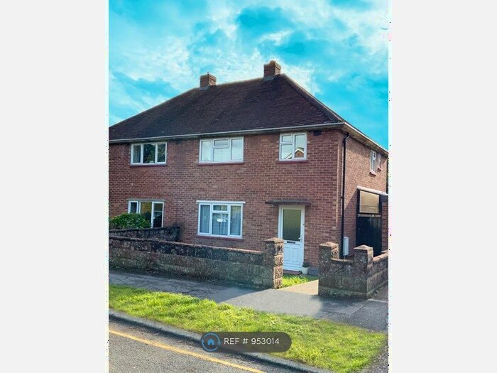 4 Bedroom Semi-Detached House To Rent In St. Johns Road, Guildford, GU2