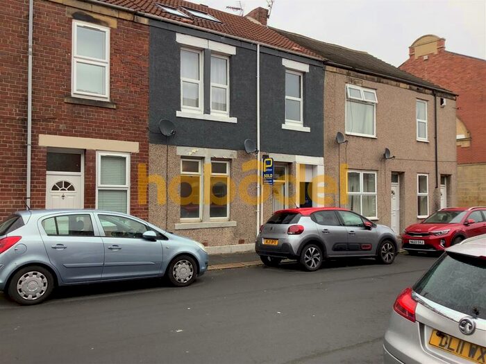 2 Bedroom Flat To Rent In Vine Street, Wallsend, NE28