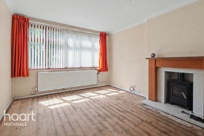 3 Bedroom Detached House For Sale In Carlisle Avenue, Nottingham, NG6